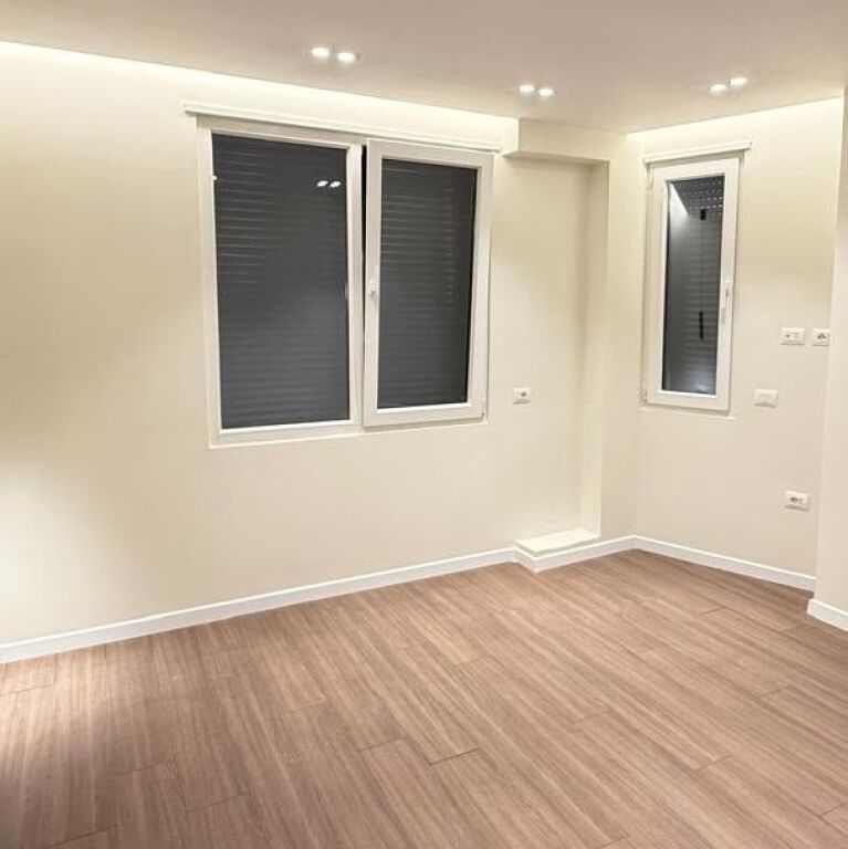 🏡 SHITET APARTAMENT 2+1 – BULEVARDI ZHAN D’ARK