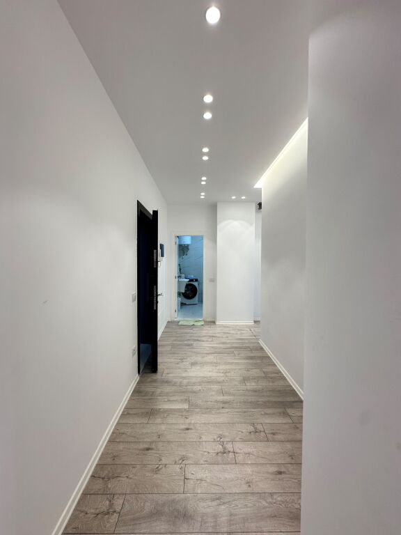 Appartamento in affitto 2+1+2+parcheggio