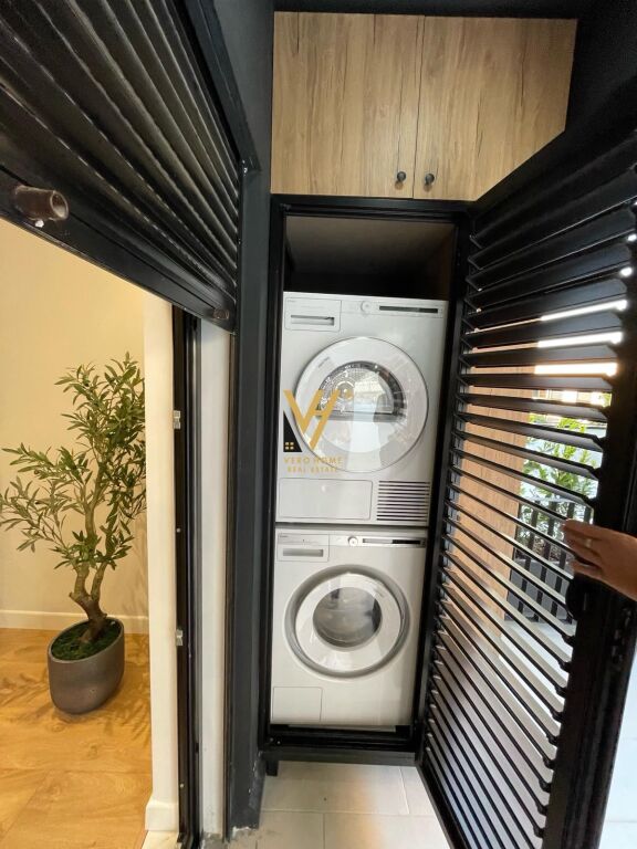 JEPET APARTAMENT 3+1+2+BLK ME QERA TE KODRA E DIELLIT 1.600 EURO
