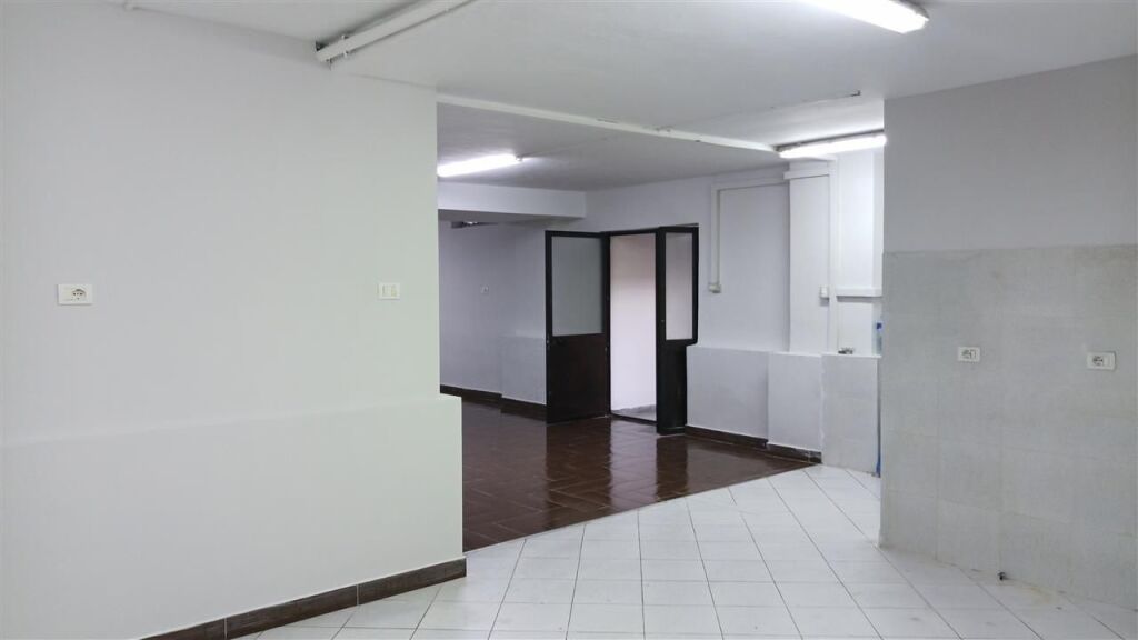 OCCASION Business premises for sale opposite Delijorgji