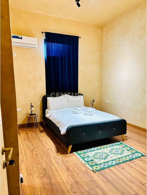 Attività Airbnb in vendita in Via Durazzo!