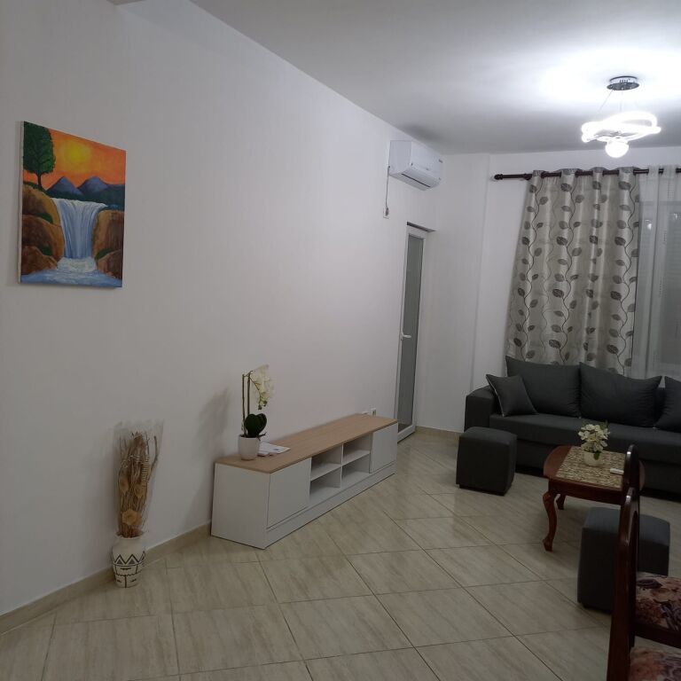 Apartament 2+1 me qira ne Astir