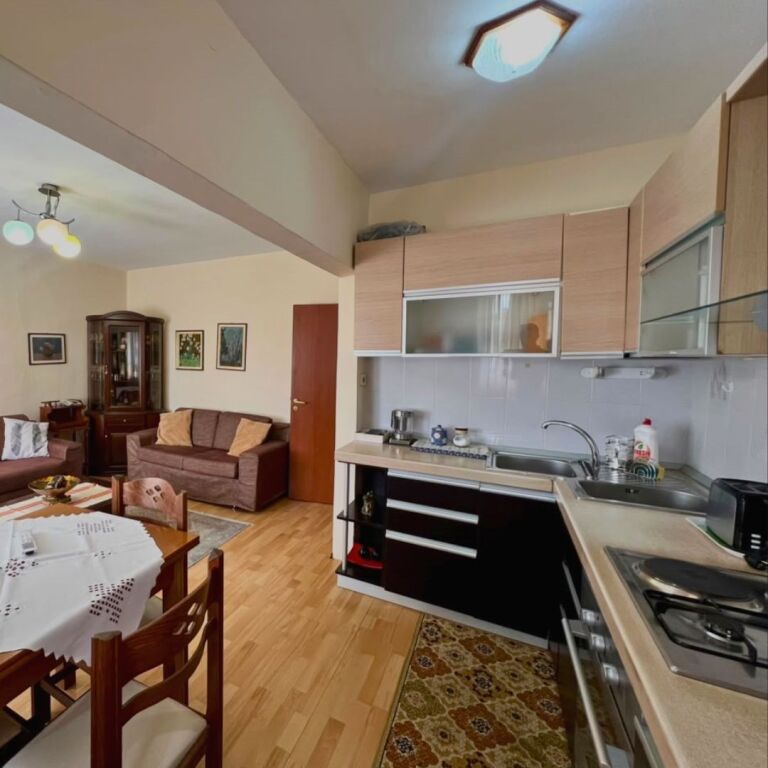 Rent, 2+1 Apartment at Xhamlliku