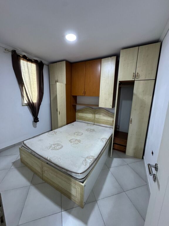 VENDESI APPARTAMENTO 137.7 M2