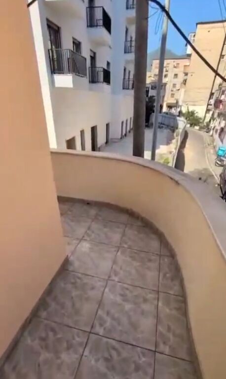 SHTEPI PRIVATE 2+1 + PARKING ME QERA - ALI DEMI, TIRANE