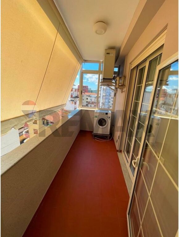 Apartment 1+1 for rent, Pazari I Ri