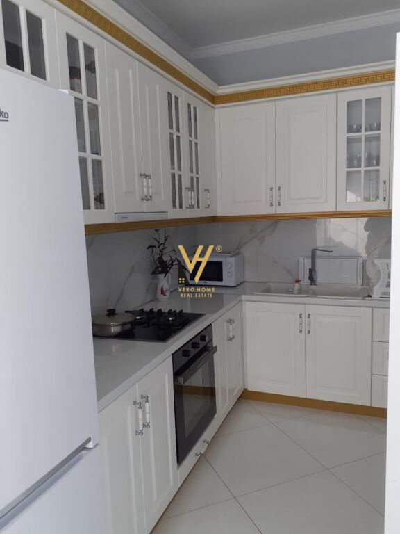 VILLA SU DUE PIANI IN AFFITTO A TEGU 150.000 LEKE