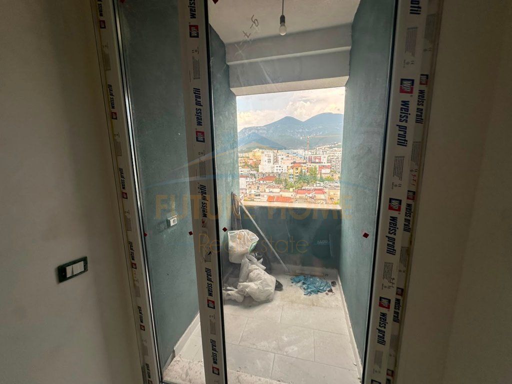 Shitet , Apartament 2+1, "Mirabella Residence", Oxhaku , Tiranë