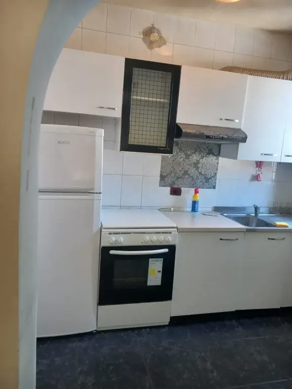 JEPET ME QIRA APARTAMENT 2+1 – ZOGU I ZI