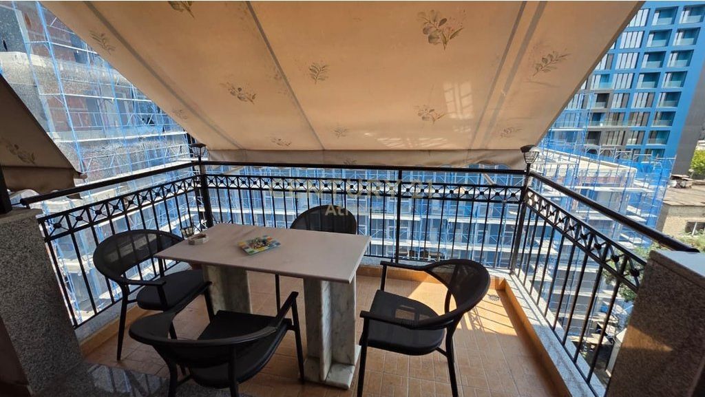SHITET APARTAMENT 2+1+2+GARAZH – PRANE TREGUT TE RI ELEKTRIK!!