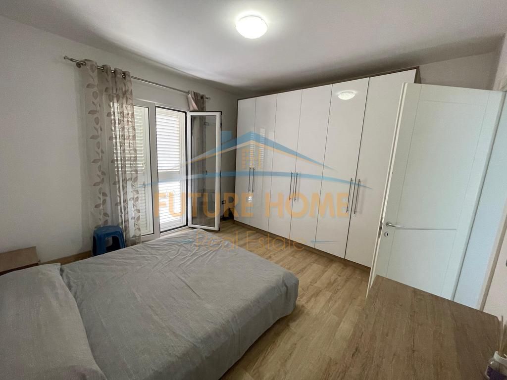 Qera, Shtëpi Private + Truall, Selitë, Tiranë