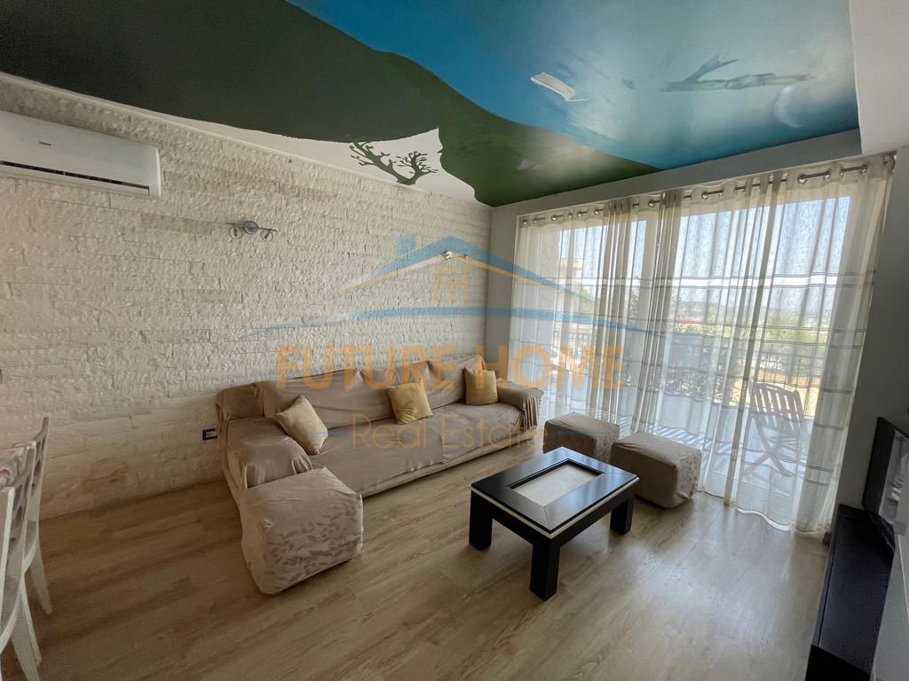 Qera, Shtëpi Private + Truall, Selitë, Tiranë