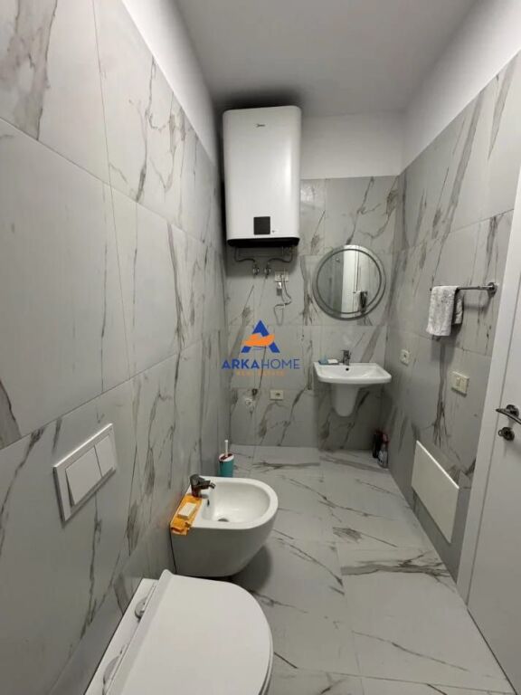 JEPET ME QERA APARTAMENT 2+1+BALLKON "RRUGA MINE PEZA" 90.000 LEKE