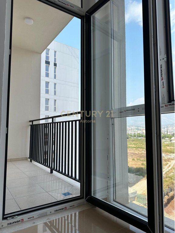 Apartment for rent at Altura, New Boulevard!