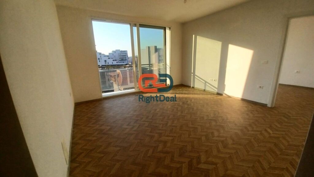 Near Pharmacy 10, Premises for Rent, Ideal for Offices or Clinics!!!