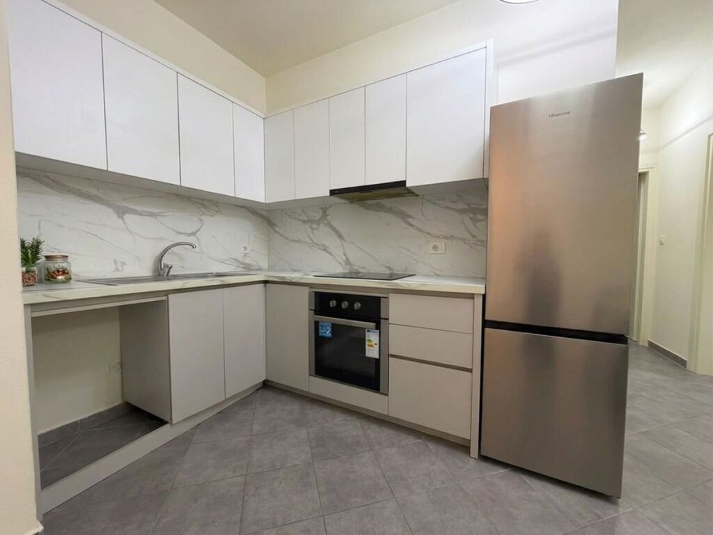 Qera, Apartament 2+1+2+Post Parkimi, Rruga Jordan Misja, Tirane.