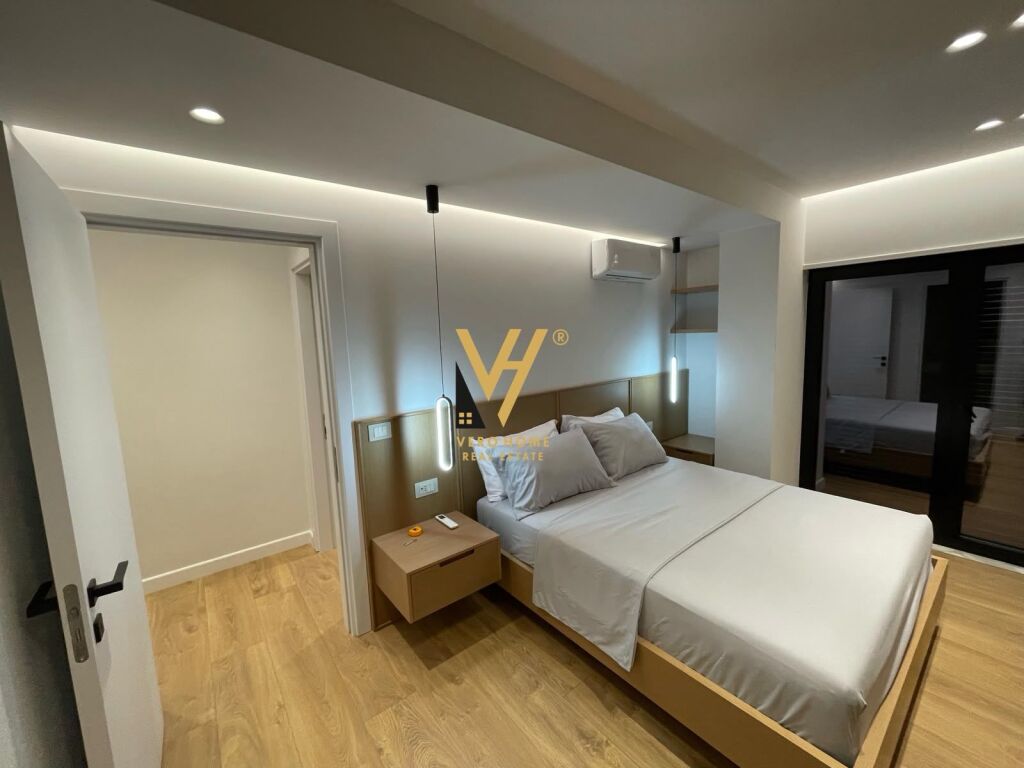 JEPET APARTAMENT 3+1+2+BLK ME QERA TE KODRA E DIELLIT 1.600 EURO
