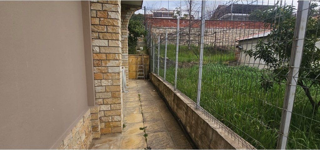 Vilë 2+1 Me Qira në Ali Demi,Rruga Idriz Dollaku Tiranë - 80.000LEKE | 180 m²