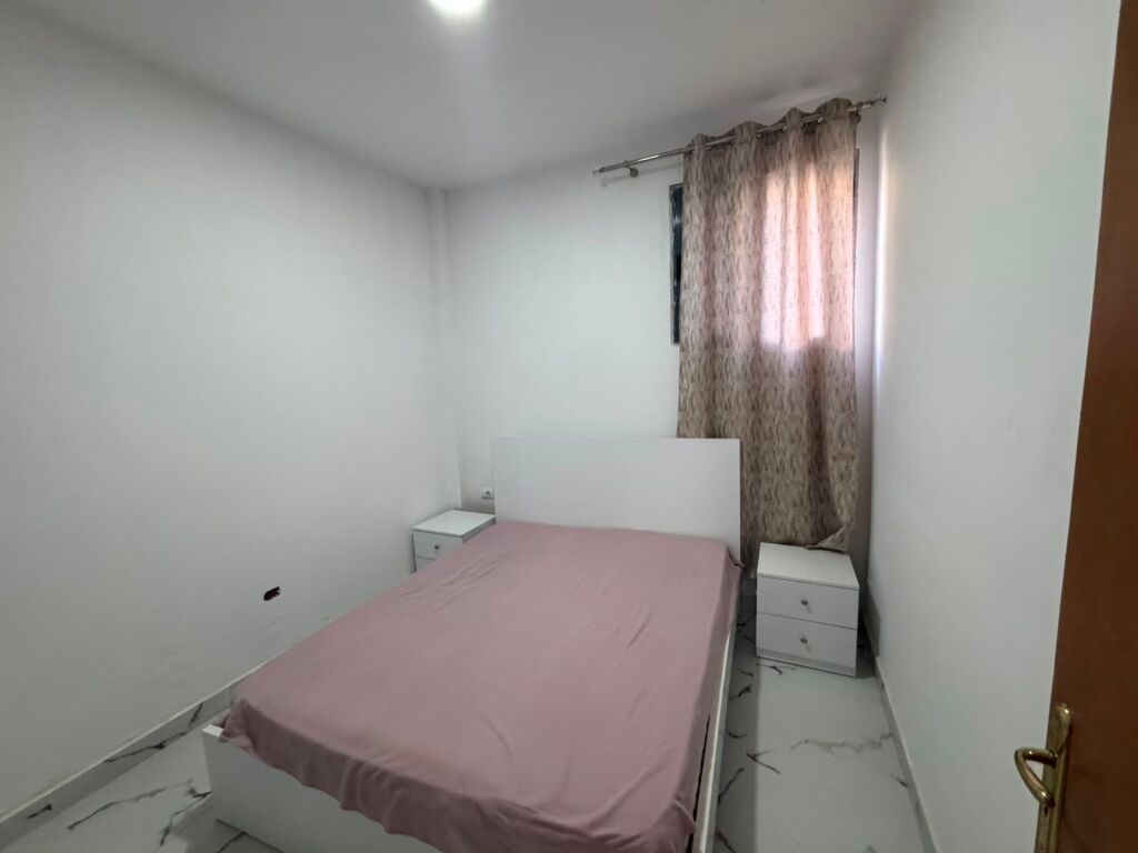 Apartament 1+1 me qira tek Spitali Amerikan 3