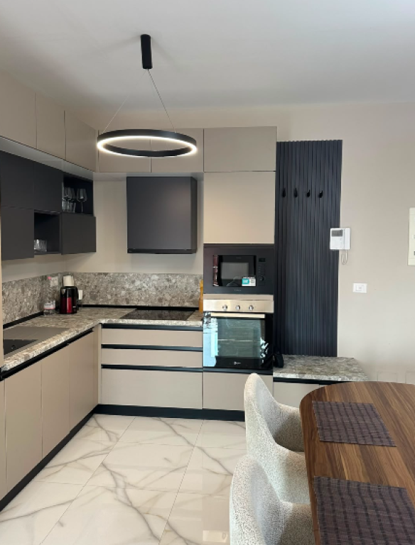 AFFITTASI APPARTAMENTO 3+1+2 | TIRANA GARDEN – VIA KAVAJËS