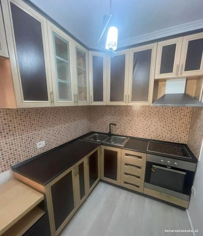 Apartament Me Qera 2+1 Tek Rruga e Kavajes (ID B2202060) Tirane
