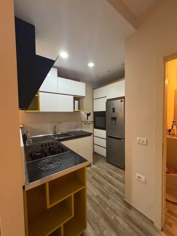 APARTAMENT ME QERA 1+1 QYTET STUDENTI 55.000 LEKE FH-88792