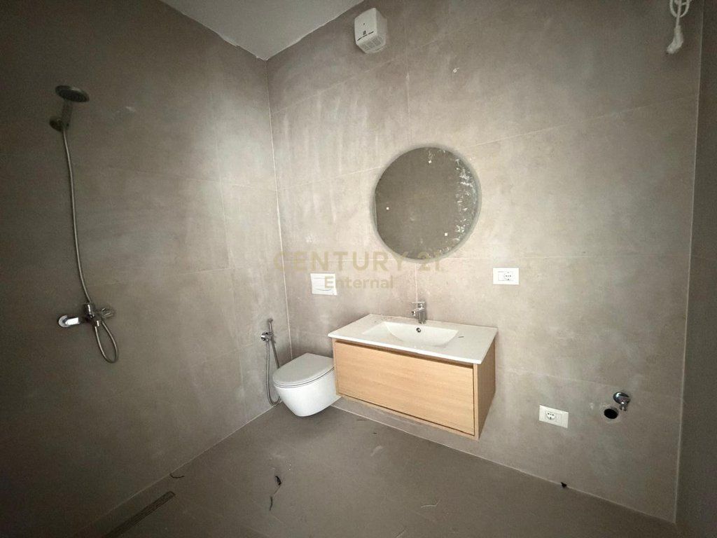 Office Space for Rent – New Bazaar