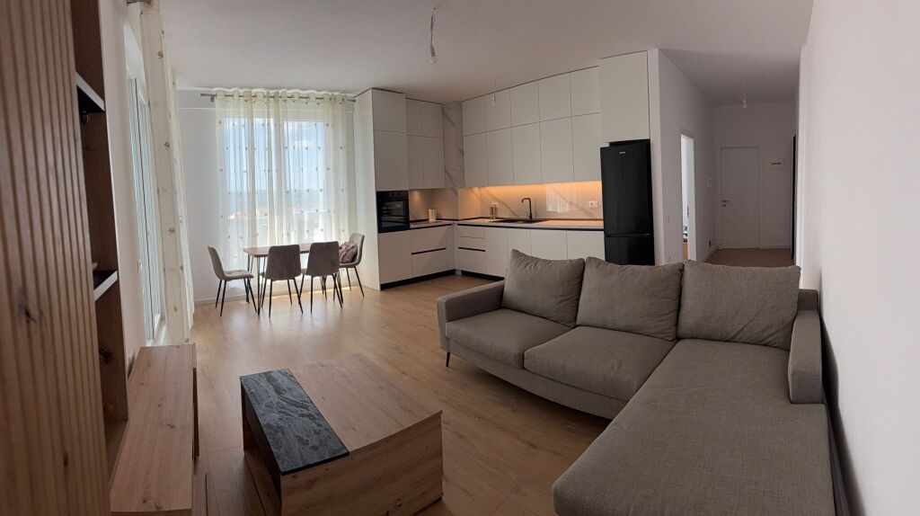 Apartament me qera 2+1 tek Bulevardi i Ri