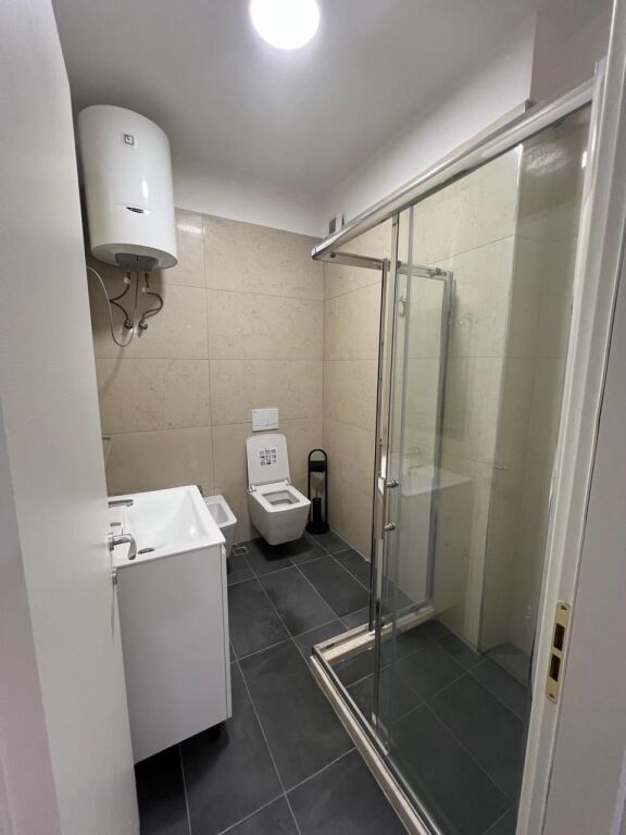 In affitto 1+1+parcheggio Grand Gallery Yzberisht 55.000 lek