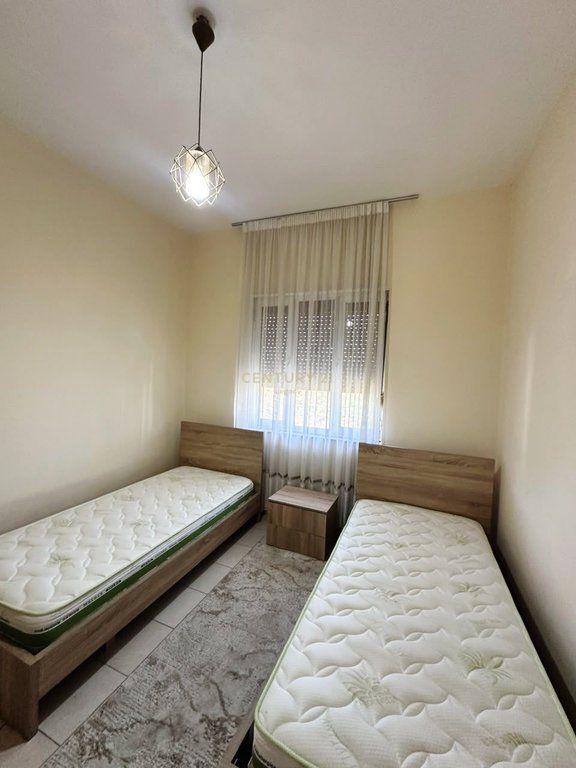 Apartament 2+1 për Qira – Rruga e Dibrës ,përballë Farmacisë 10