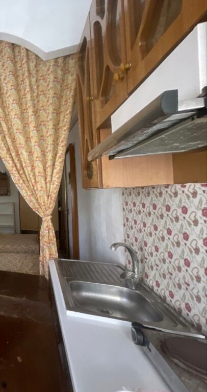 GARSIONERE 15000 LEKE.VILAT GJERMANE.HOTEL DEJA