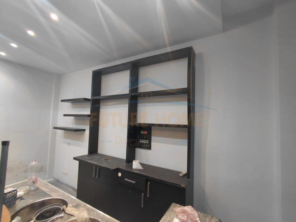 Rent, Business Premises, Red Wheel, Beach, Durres
