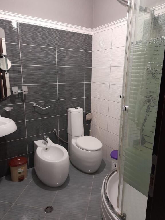 In affitto 2+1+2 Ville Tedesche 55.000 lek
