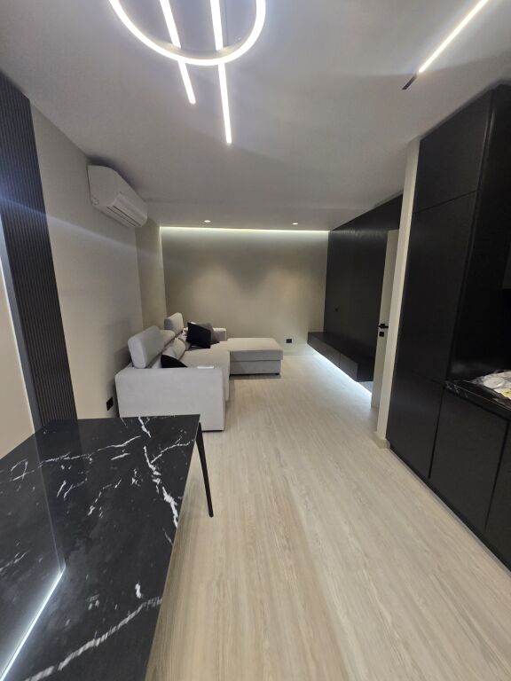 SHITET APARTAMENT 2+1 – GOLEM | VIJË E PARË ME DETIN !