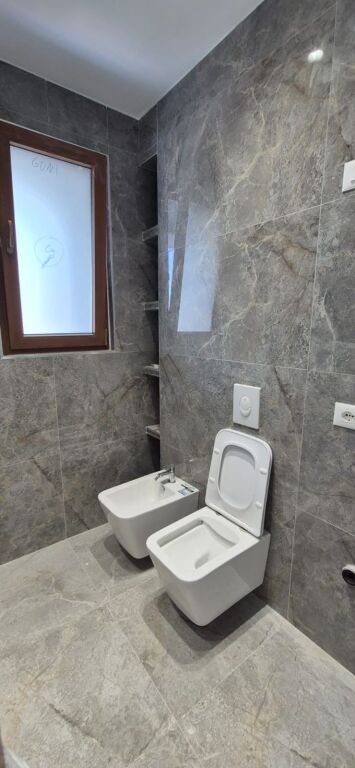 For Sale: 2+1 Apartment on Isuf Elezi Street.