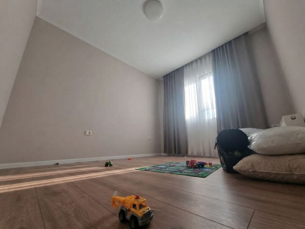 Qera, Apartament 1+1+ Post Parkimi, Rruga Siri Kodra, Tirane.