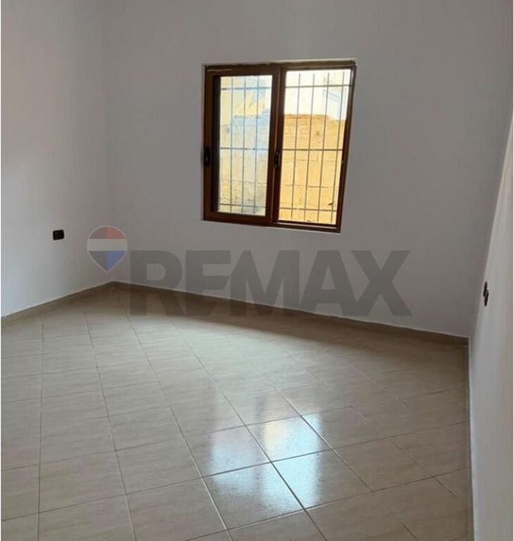 SHTËPI PRIVATE ME QIRA – RRUGA BESIM ALLA