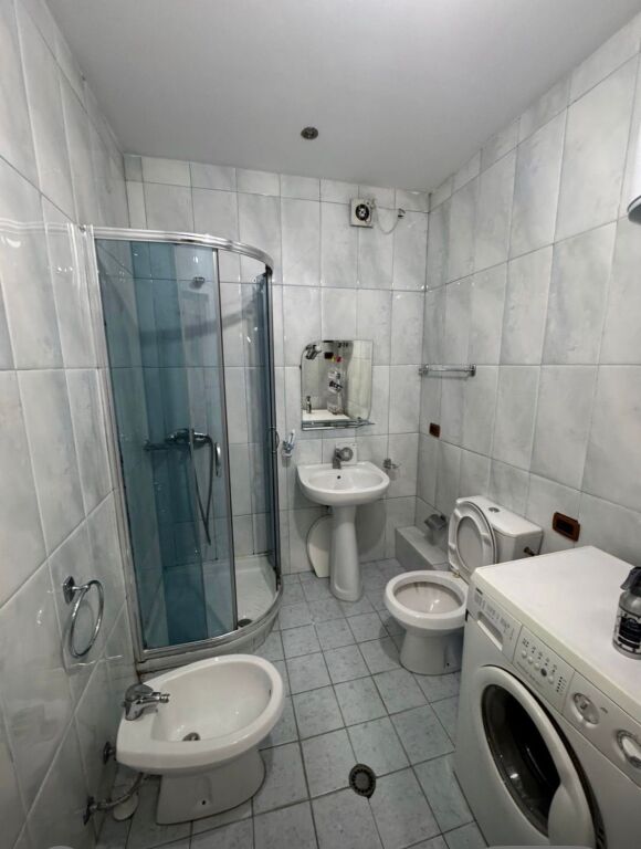 Appartamento 1+1 in affitto a Kodra e Diellit | Vicino a Kristal Center