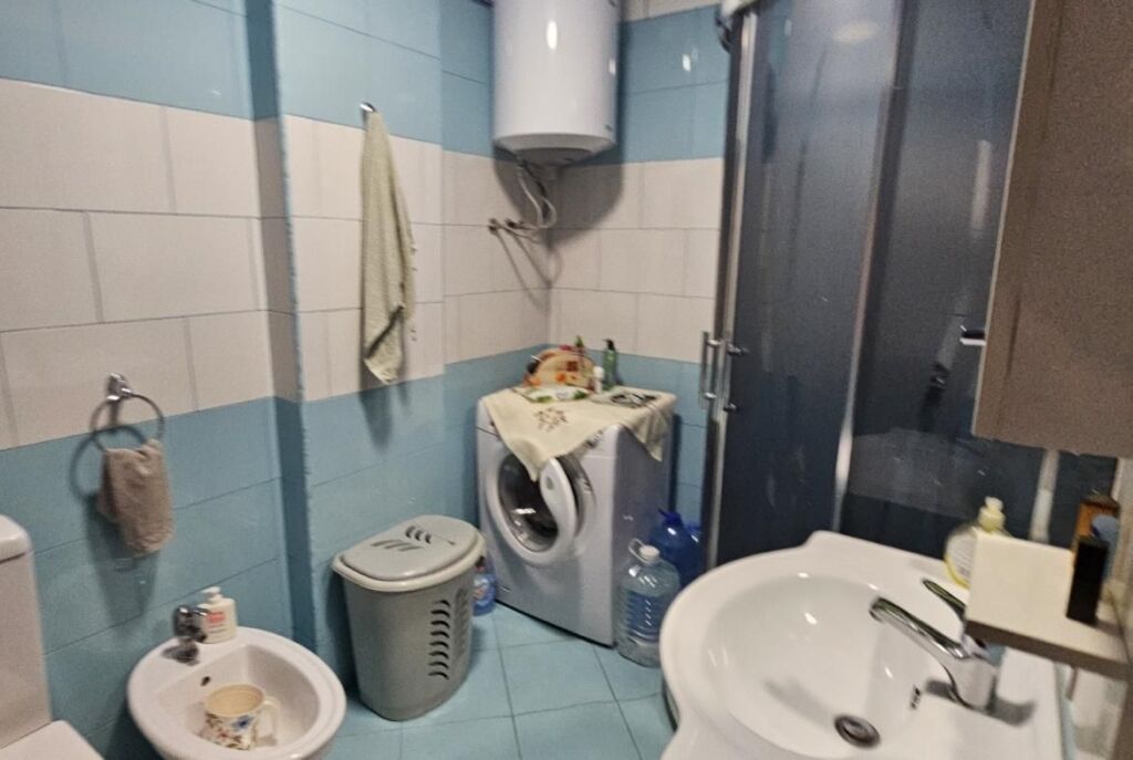 Ne Yzberisht Shitet Apartament 2+1 I Mobiluar!