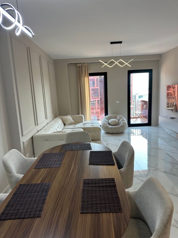 In Affitto – Appartamento 3+1 Tirana Garden Building
