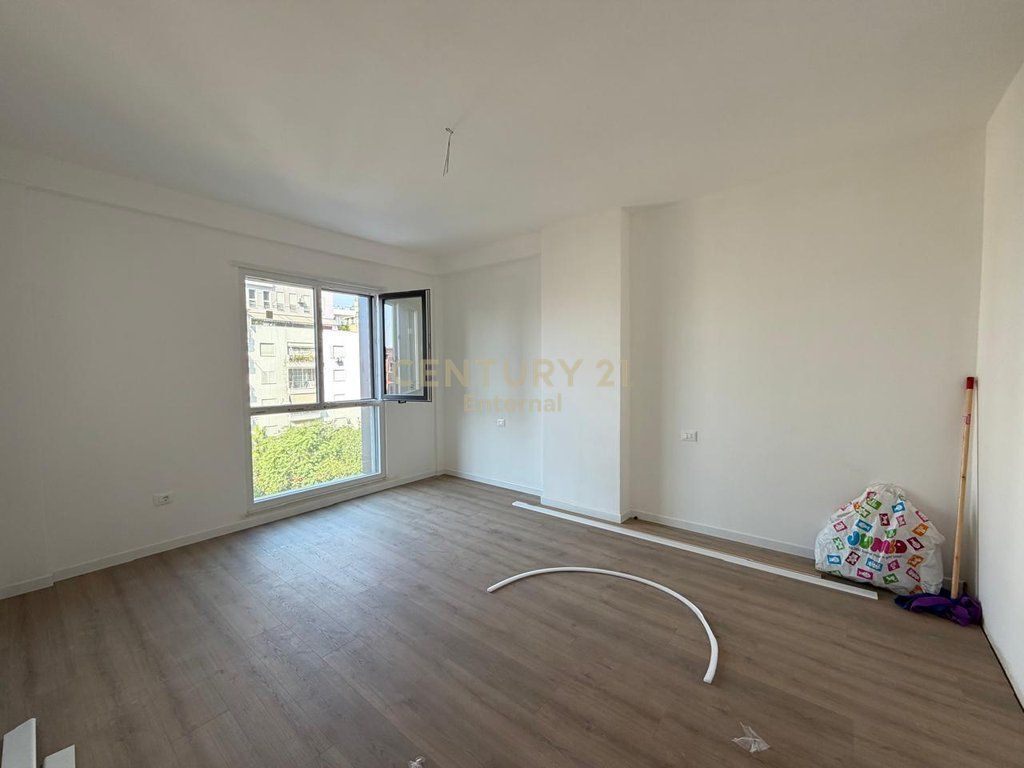 Office Space for Rent – New Bazaar