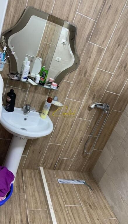 APARTAMENT ME QIRA 2+1 ASTIR 50.000 LEKE