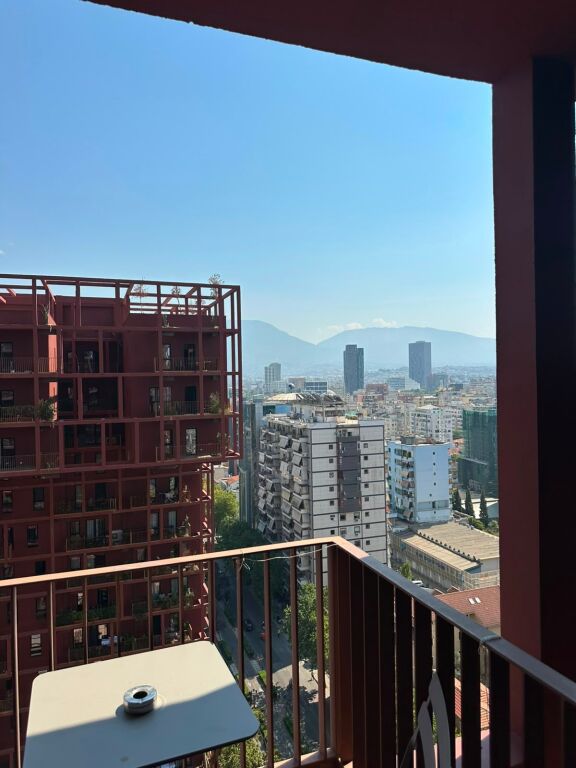 APARTAMENT 3+1+2 ME QIRA – RRUGA E KAVAJËS