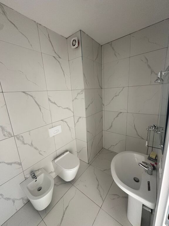 Vendesi APPARTAMENTO 2+1 83m2 UNIVERS CITY