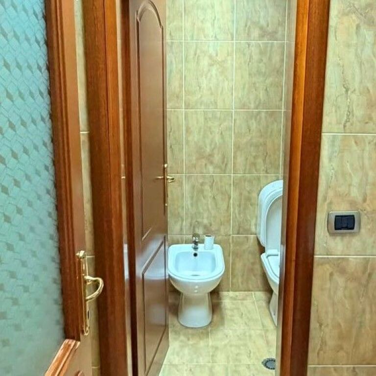🏢 JEPET ME QIRA – AMBIENT BIZNESI | 21 DHJETORI