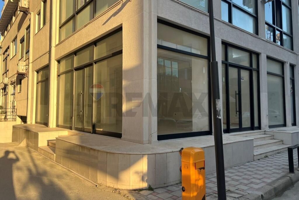 🔥 OKAZION NË VLORË – AMBIENT KOMERCIAL PËR SHITJE 🔥