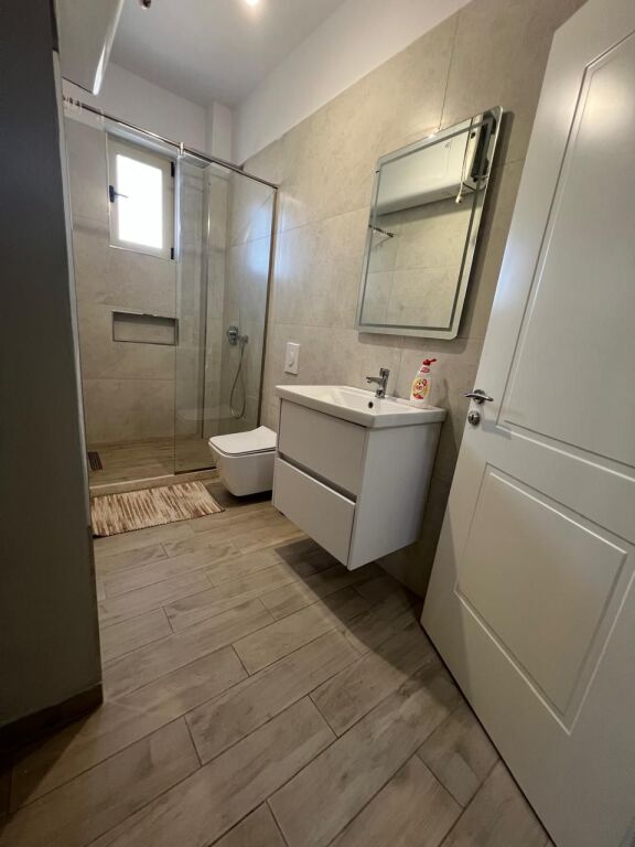 FOR RENT 2+1 APARTMENT WITH SEPARATE KITCHEN, CENTER, DURRES!