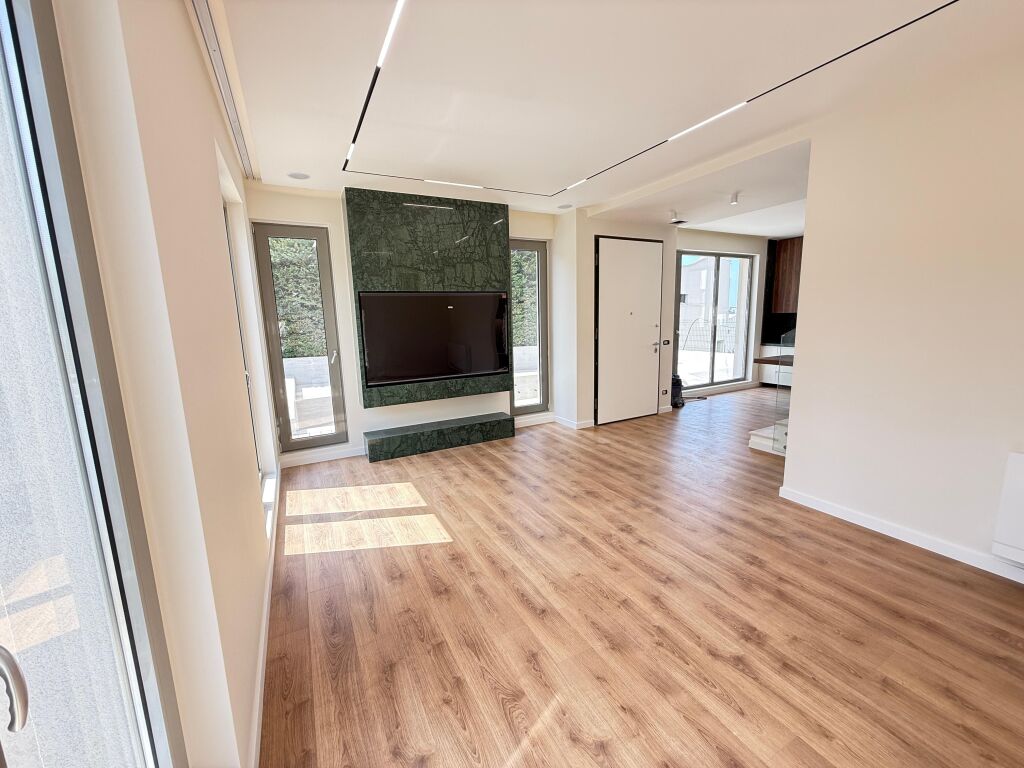 🏡 VILË PREMIUM ME QIRA – GREEN VALLEY RESIDENCE