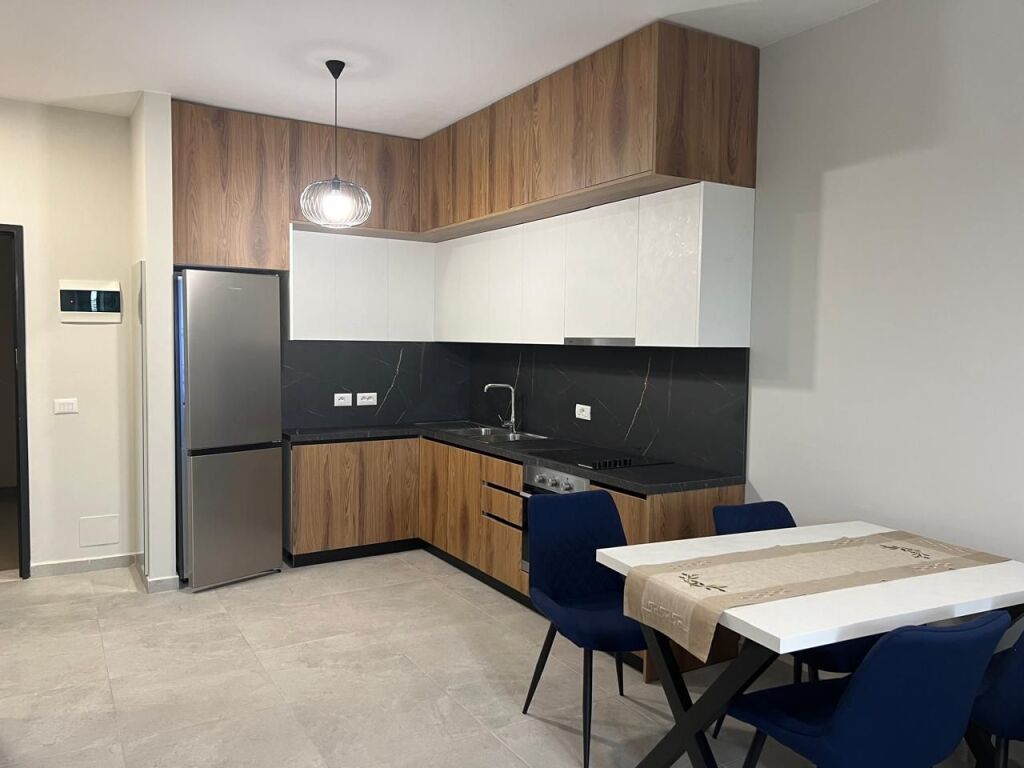 In affitto 1+1+parcheggio Grand Gallery Yzberisht 55.000 lek
