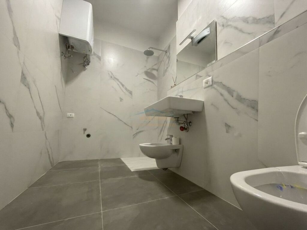 Qera,Apartament 2+1+2, Rruga e Kosovareve, Tirane